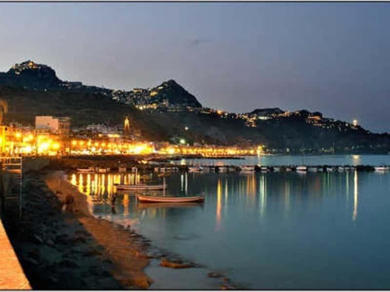Bluesky Apartment - Third Floor Giardini Naxos Exteriér fotografie